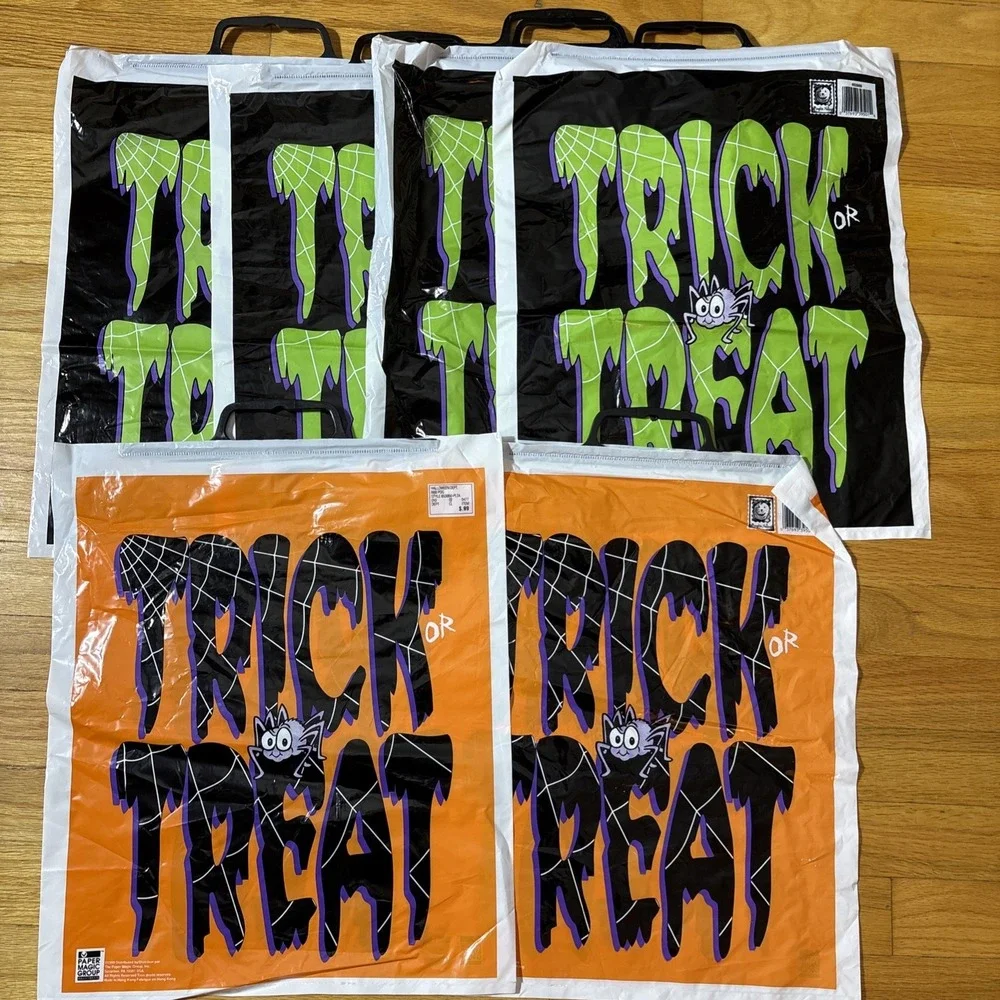 6 Vintage Halloween 1999 Trick or Treat Plastic‎ Bag Paper Magic Group